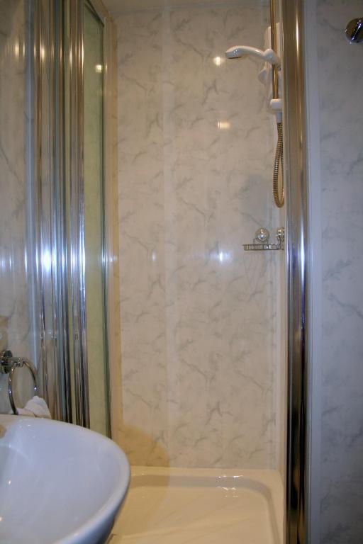 Riverside B&B Къшъндал Екстериор снимка