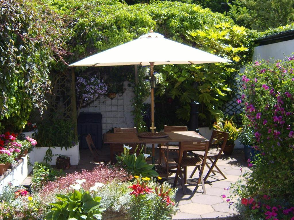 Riverside B&B Къшъндал Екстериор снимка